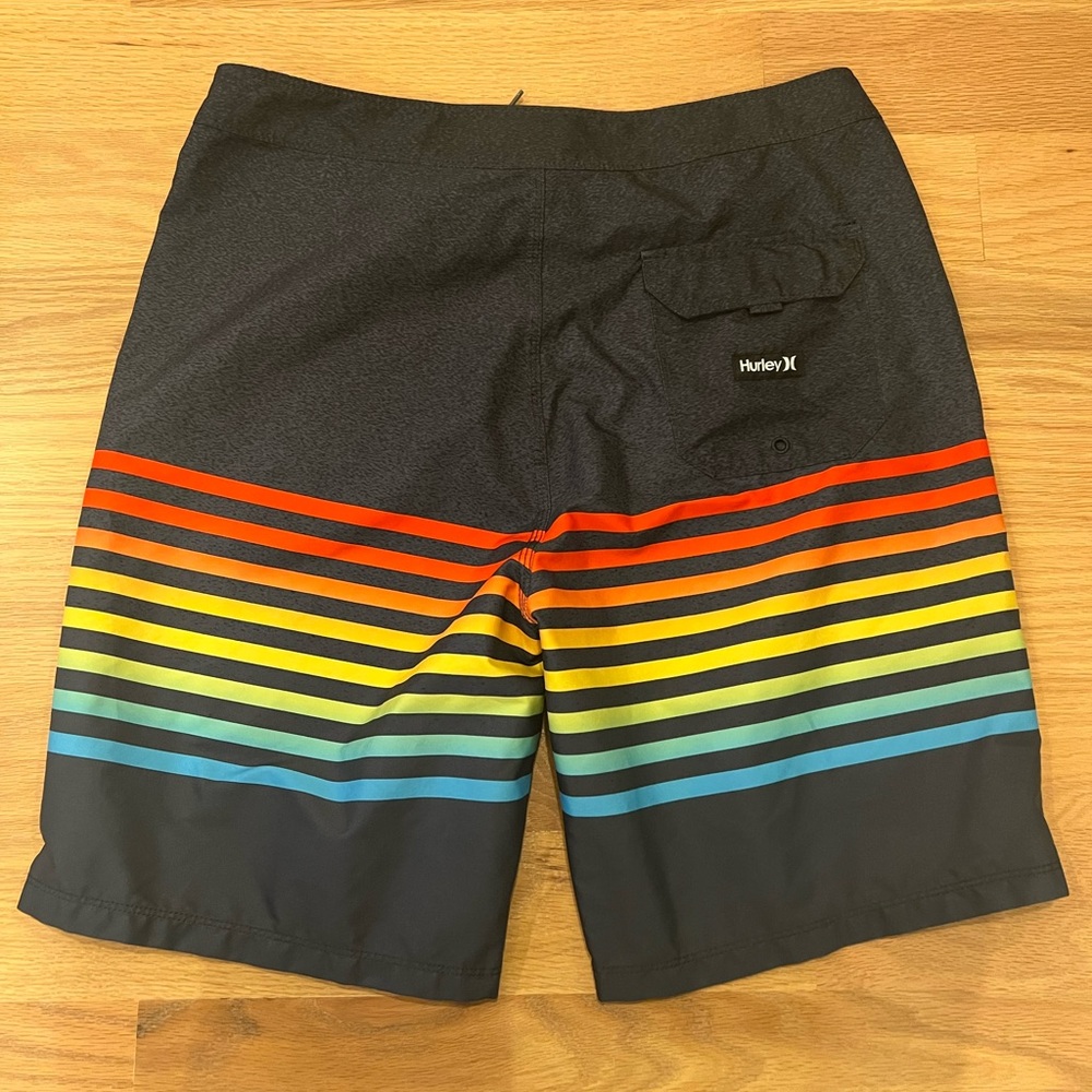 Hurley men’s swim trunks